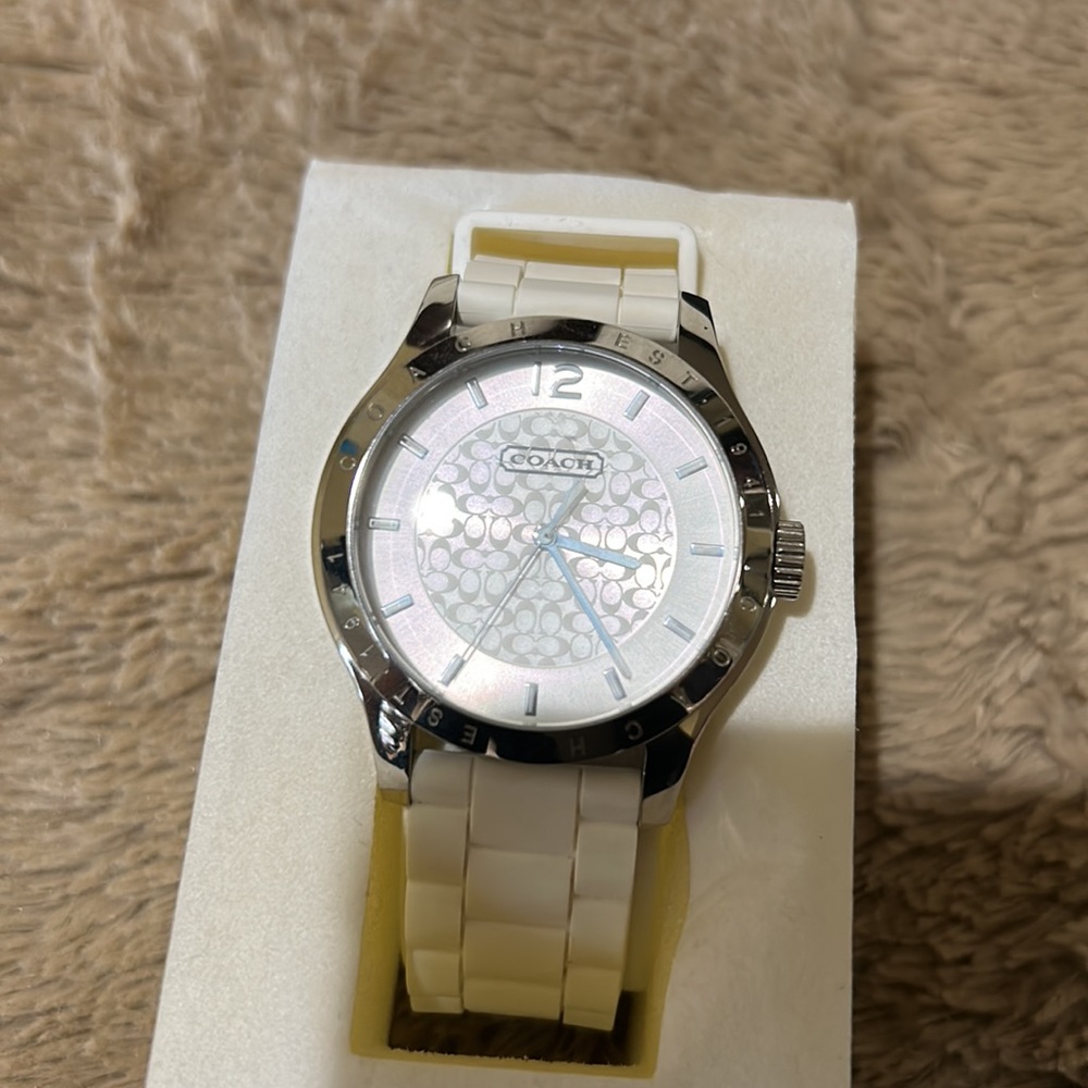 Coach watch - Picture 3 of 8